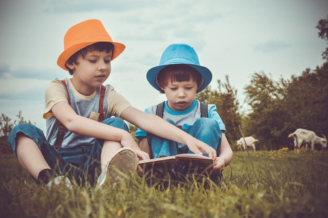 Lire autrement : 1001 façons d’accompagner les jeunes dits « empêchés » vers la lecture